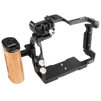 Комплект камеры MAGICRIG Cage для BMPCC 6K Pro /6k G2 с деревянной боковой ручкой, держателем твердотельного накопителя T5 /T7 и зажимом для кабеля HDMI/USB-C. 1