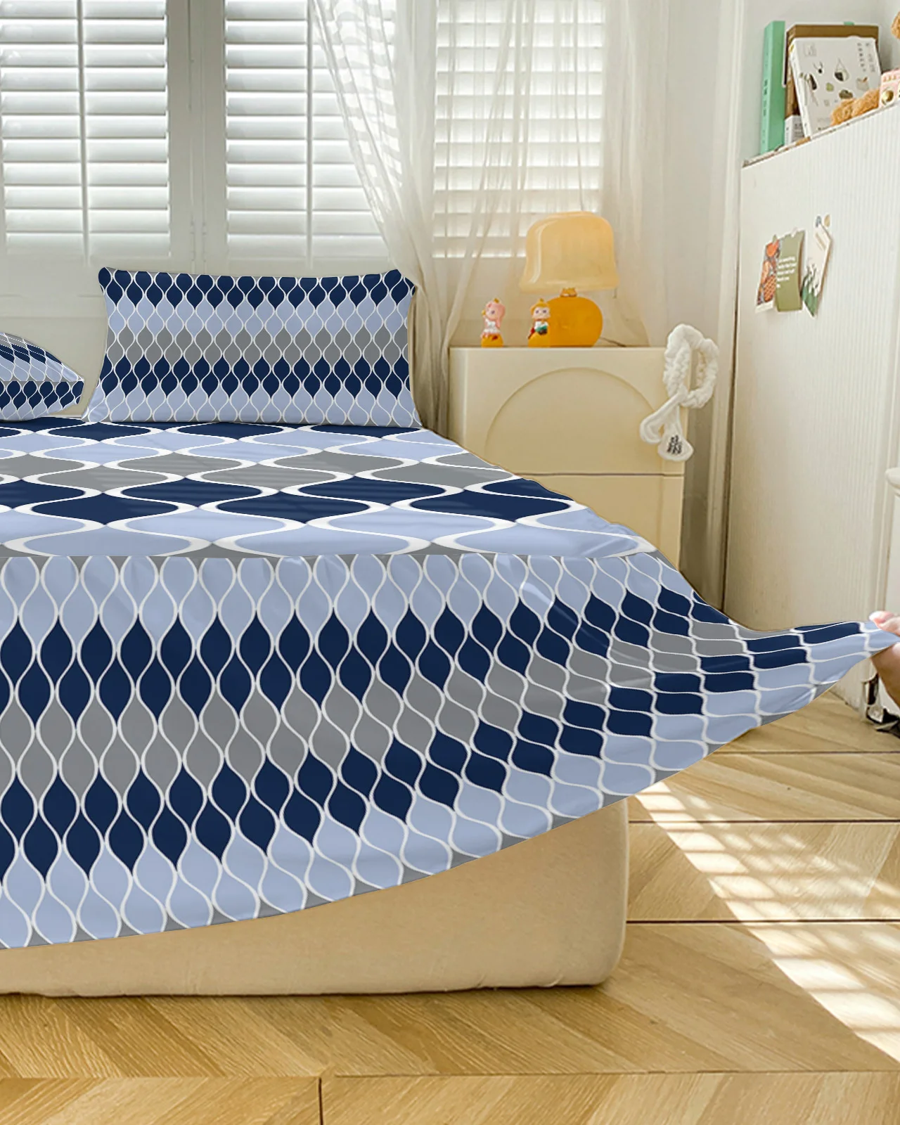 Геометрическая сине-серая средневековая юбка для кровати, Эластичное облегающее покрывало с наволочками, Наматрасник, Комплект постельных принадлежностей, простыня Изображение 4