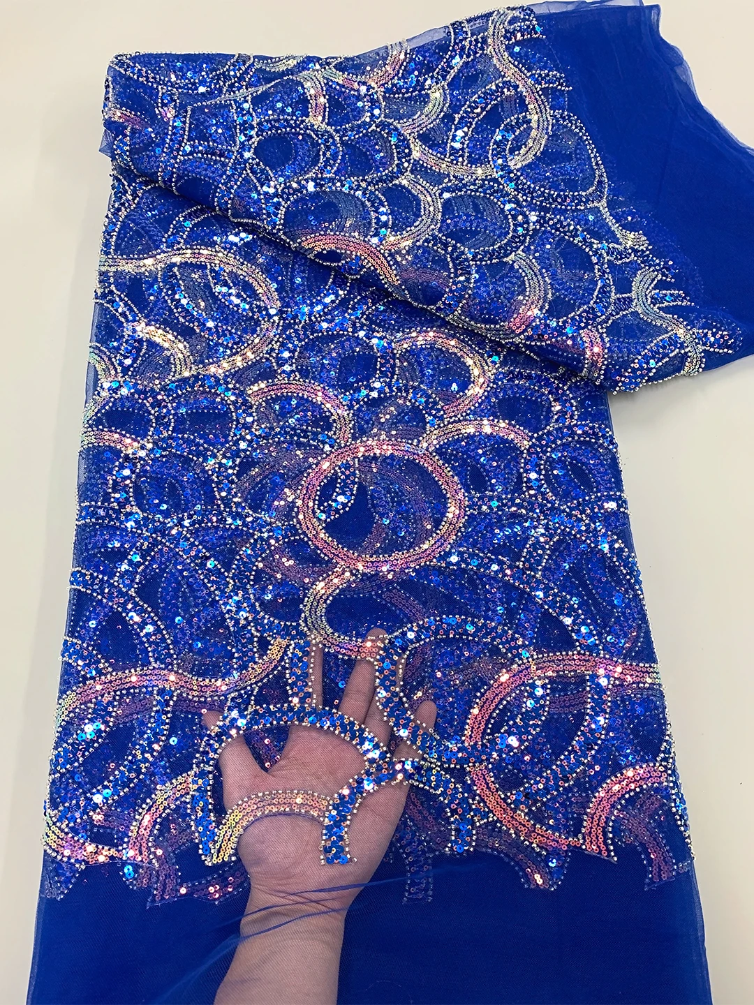 Роскошная Нигерийская тюлевая кружевная ткань ручной работы из бисера 2024 года, высококачественная кружевная ткань с вышивкой пайетками для свадебных платьев Изображение 4